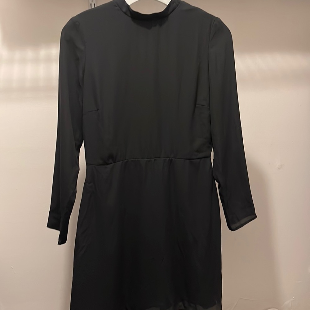 black long sleeve dress